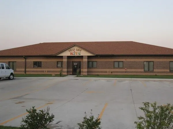 The West Side Kids building at 255 NE Dartmoor Dr, Waukee